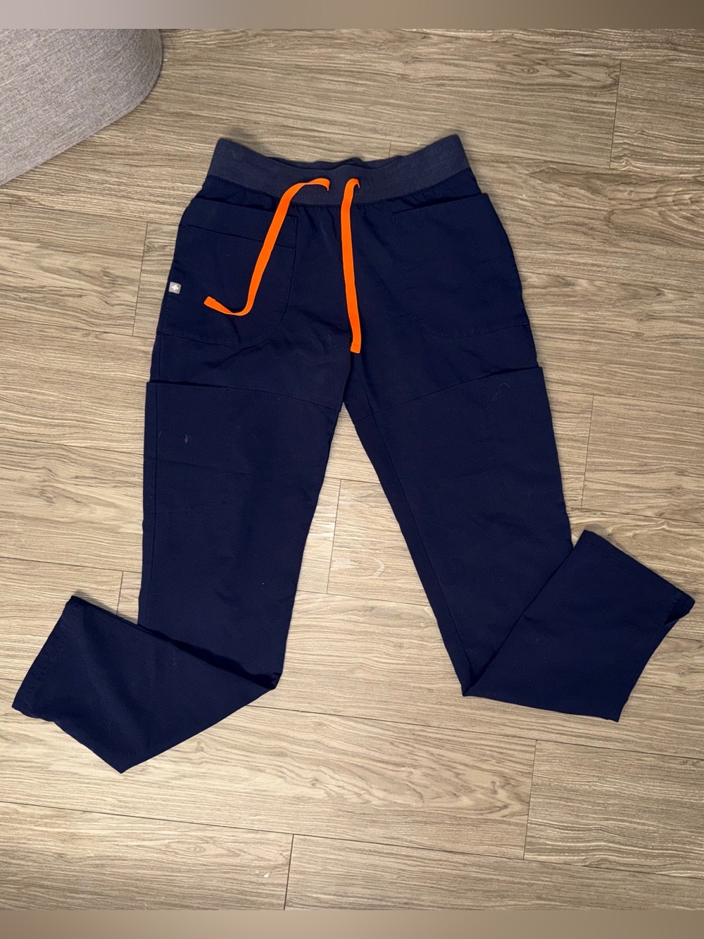 FIGS Women’s Kade Technical Scrub Pants XS LIMITED COLOR